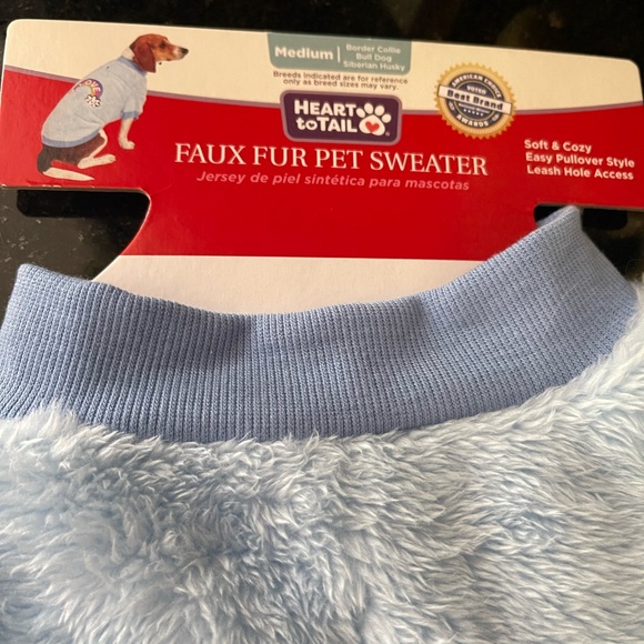 New Heart To Tail Faux Fur Pet Sweater Blue Size M Soft, Comfy “Love” Embroidery - Picture 4 of 7